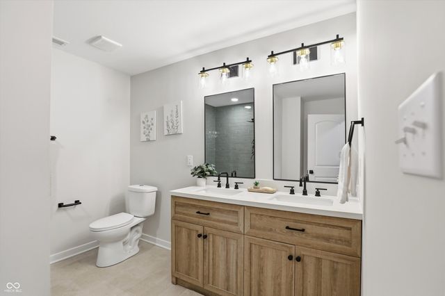 1111 Main Street, Elwood, IN 46036