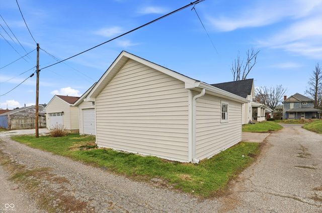 1111 Main Street, Elwood, IN 46036