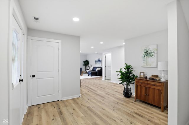 1111 Main Street, Elwood, IN 46036