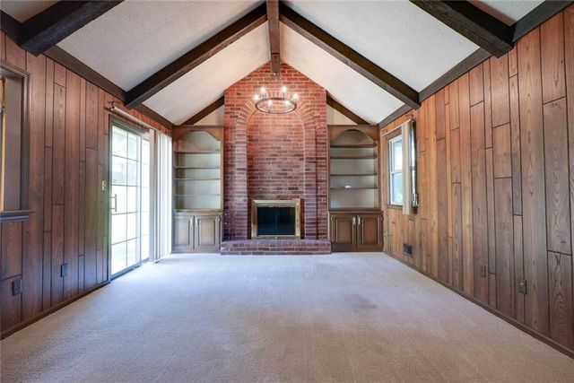 4329 S Dover Avenue, Independence, MO 64055