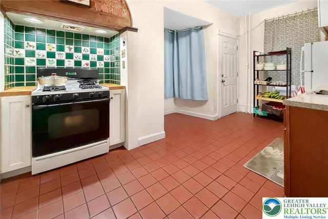 1331 West Turner Street, Allentown City, PA 18102