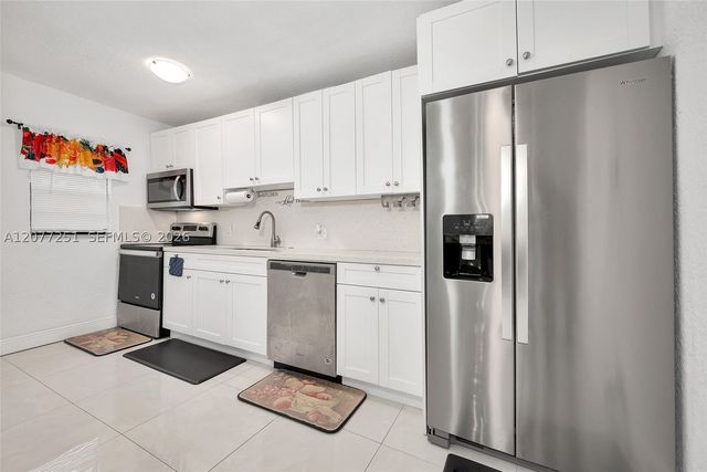 2420 NW 22nd Rd 0, Fort Lauderdale, FL 33311