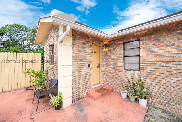 2420 NW 22nd Rd 0, Fort Lauderdale, FL 33311