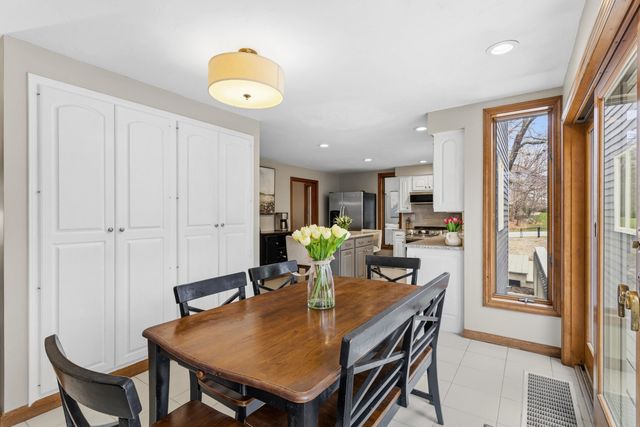 41 Windsor Boulevard, Londonderry, NH 03053