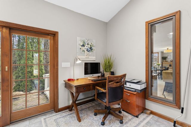 41 Windsor Boulevard, Londonderry, NH 03053