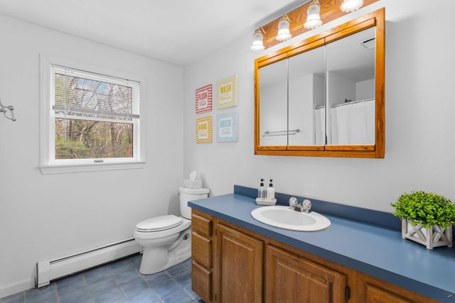 41 Windsor Boulevard, Londonderry, NH 03053