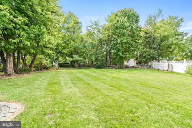 61 LENOX AVE, Trenton, NJ 08620