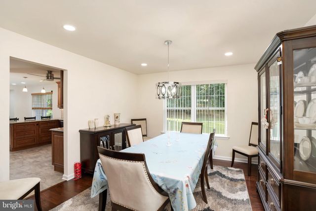 61 LENOX AVE, Trenton, NJ 08620