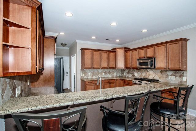 124 Cedar Woods Drive, Mooresville, NC 28117