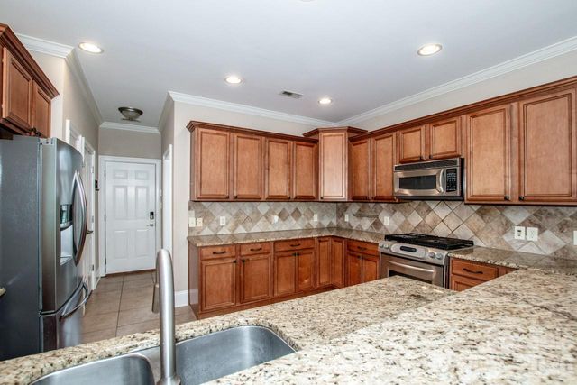 124 Cedar Woods Drive, Mooresville, NC 28117