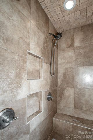 124 Cedar Woods Drive, Mooresville, NC 28117