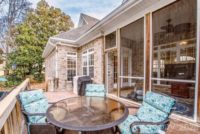 124 Cedar Woods Drive, Mooresville, NC 28117