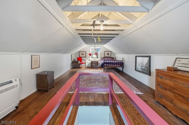 15 Poe Ave, Bloomfield Twp., NJ 07003