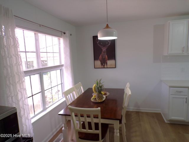 810 S 7th Street, Wilmington, NC 28401