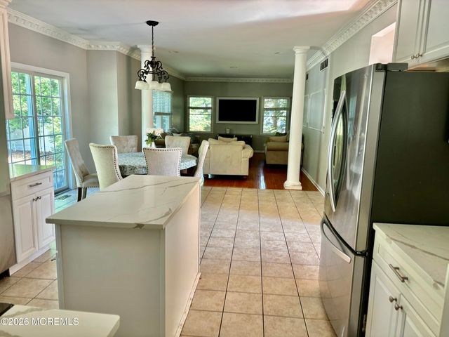 22 Kuzyk Road, Cream Ridge, NJ 08514