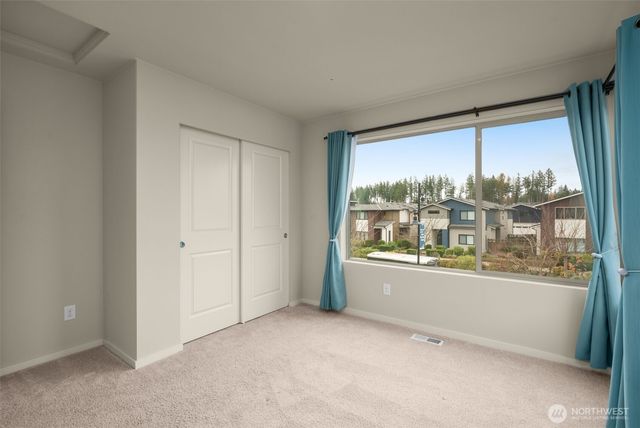 32953 Skyline Lane, Black Diamond, WA 98010