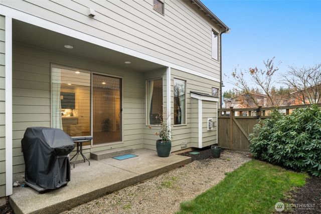 32953 Skyline Lane, Black Diamond, WA 98010