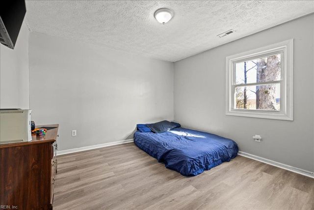 20277 N Cherry Grove RD, Smithfield, VA 23430