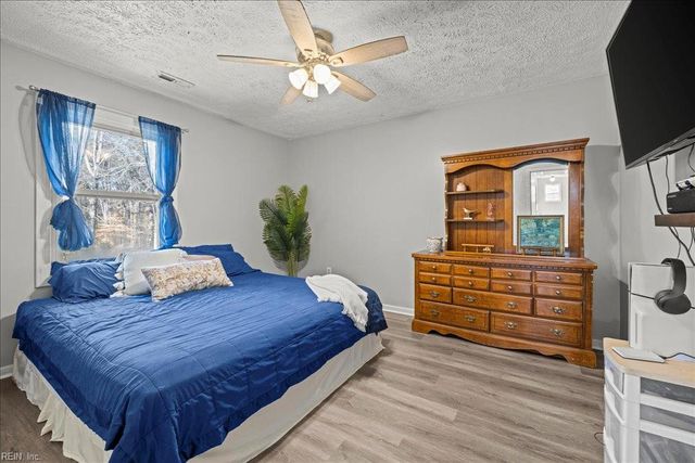 20277 N Cherry Grove RD, Smithfield, VA 23430