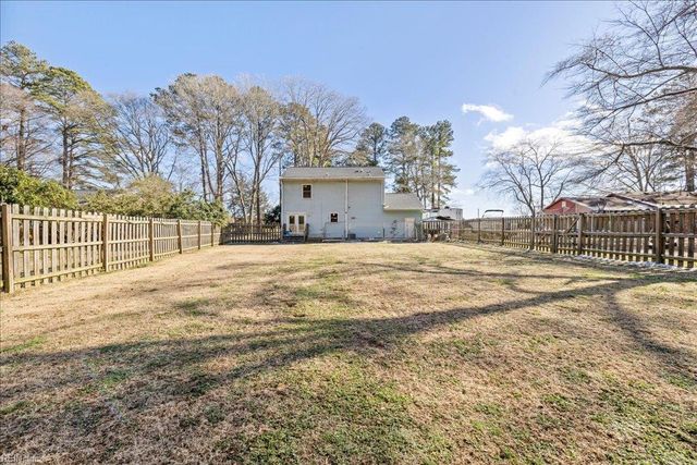 20277 N Cherry Grove RD, Smithfield, VA 23430