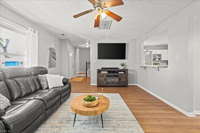 20277 N Cherry Grove RD, Smithfield, VA 23430