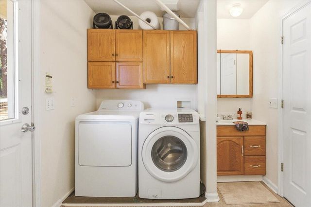 833 Remour Lane, Mount Shasta, CA 96067