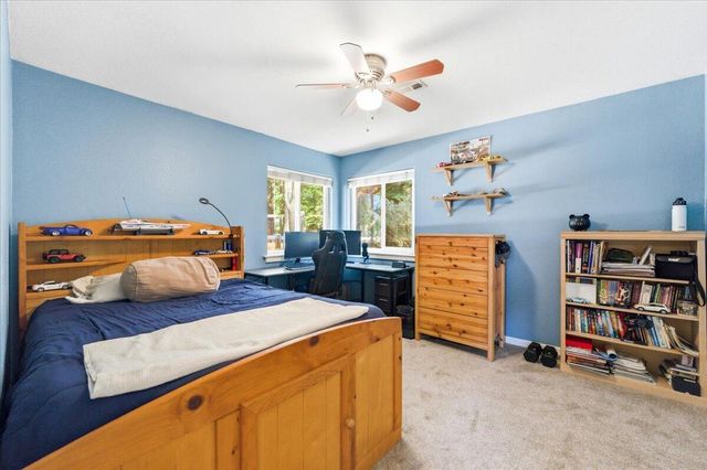 833 Remour Lane, Mount Shasta, CA 96067