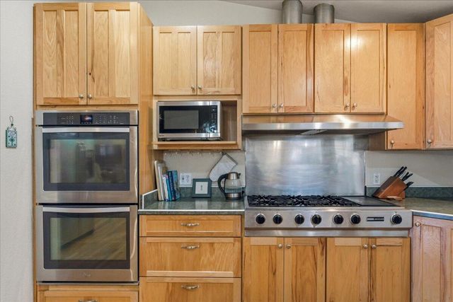 833 Remour Lane, Mount Shasta, CA 96067