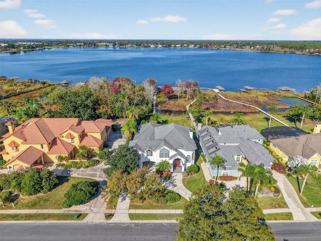 1741 EDGEWATER DRIVE, Mount Dora, FL 32757