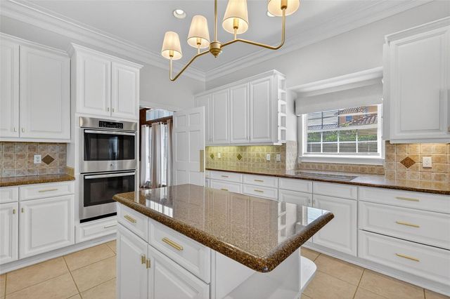 1741 EDGEWATER DRIVE, Mount Dora, FL 32757