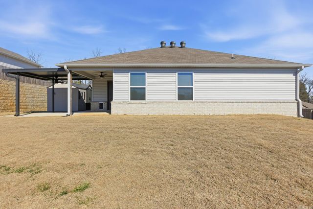 14 Erwin Dr, Austin, AR 72007