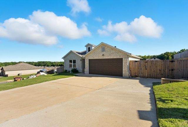 14 Erwin Dr, Austin, AR 72007