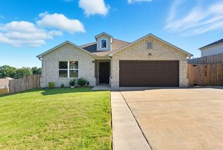 14 Erwin Dr, Austin, AR 72007