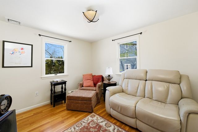 12 Elwern Rd, Arlington, MA 02474