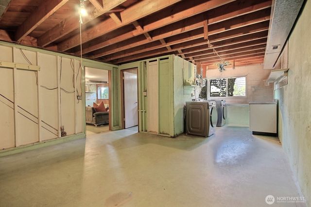326 Renton Avenue S, Renton, WA 98057