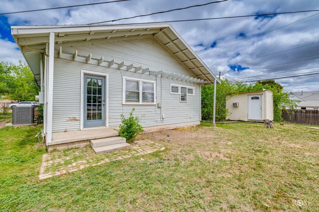 915 Guadalupe Street, San Angelo, TX 76901