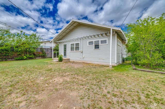 915 Guadalupe Street, San Angelo, TX 76901