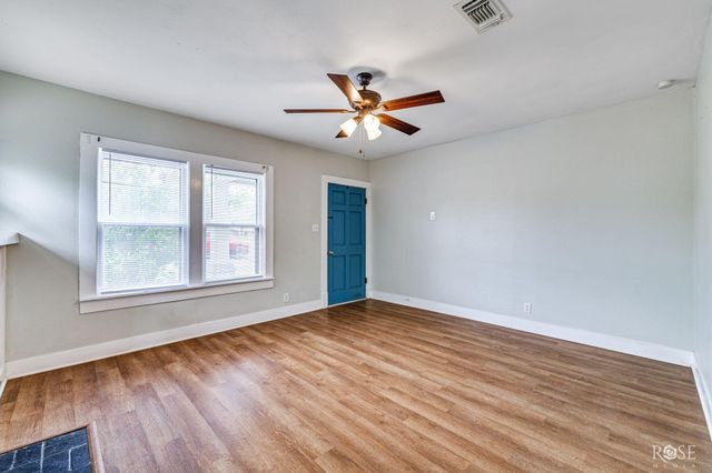 915 Guadalupe Street, San Angelo, TX 76901