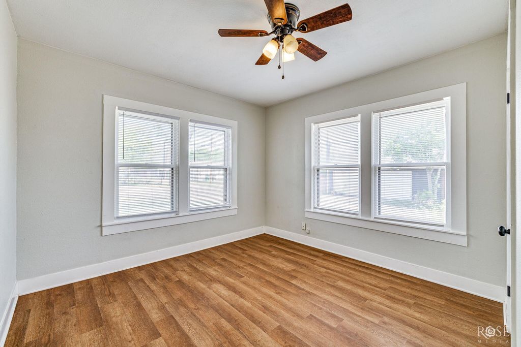 Image 21 of property listing at 915 Guadalupe Street, San Angelo, TX 76901