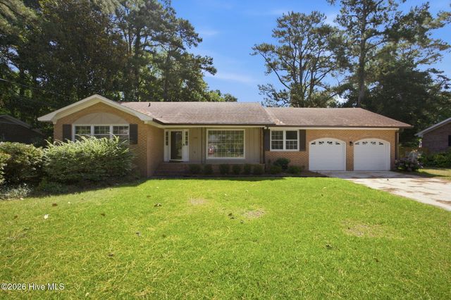 306 W Blackbeard Road W, Wilmington, NC 28409