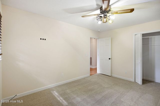 306 W Blackbeard Road W, Wilmington, NC 28409