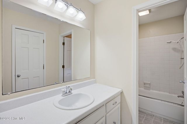 306 W Blackbeard Road W, Wilmington, NC 28409