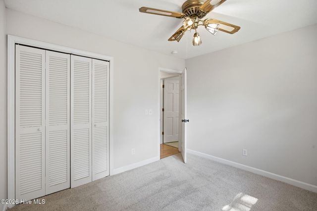 306 W Blackbeard Road W, Wilmington, NC 28409