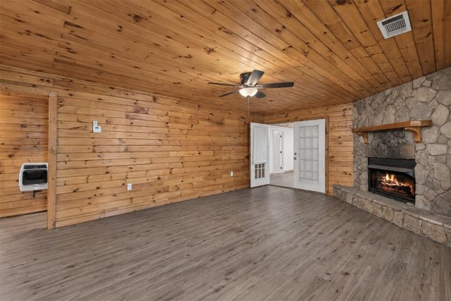 70 Hibiscus Lane, Blue Ridge, GA 30513