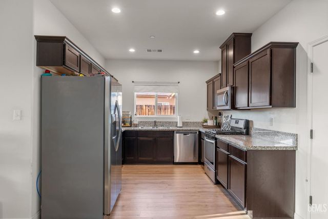 3702 Balvicar Drive, Bakersfield, CA 93306