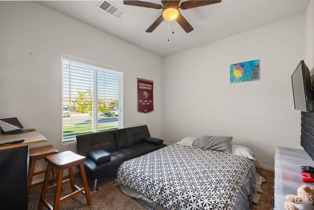 3702 Balvicar Drive, Bakersfield, CA 93306