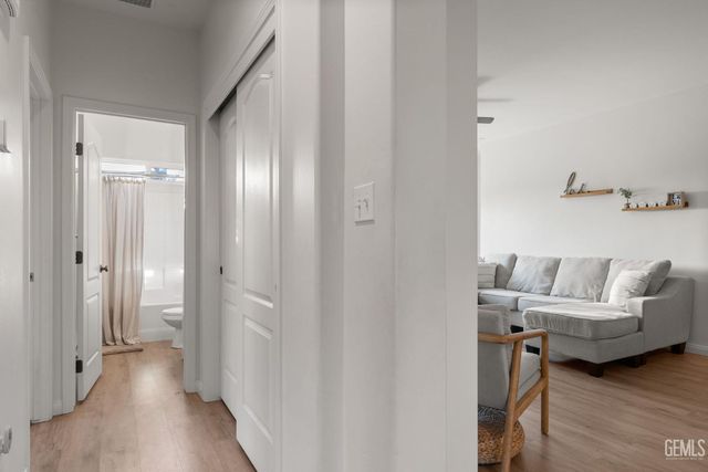 3702 Balvicar Drive, Bakersfield, CA 93306