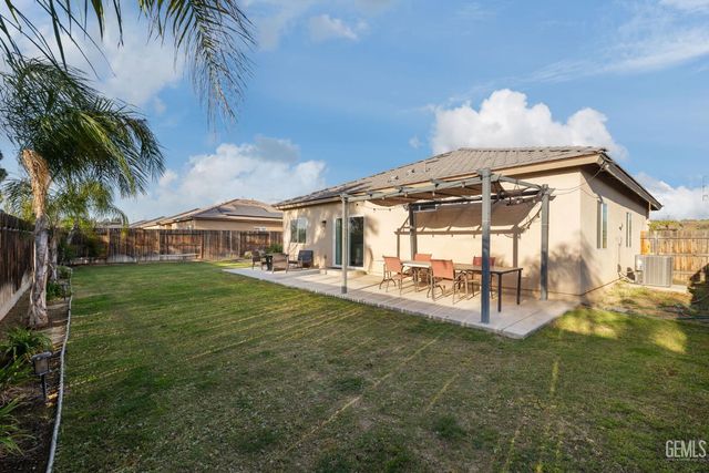 3702 Balvicar Drive, Bakersfield, CA 93306