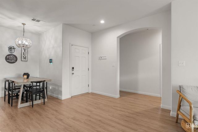 3702 Balvicar Drive, Bakersfield, CA 93306