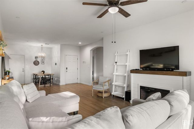 3702 Balvicar Drive, Bakersfield, CA 93306